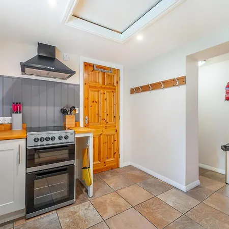 2 Bed In Skelwith Bridge Oc-Lr035 Holiday home Elterwater
