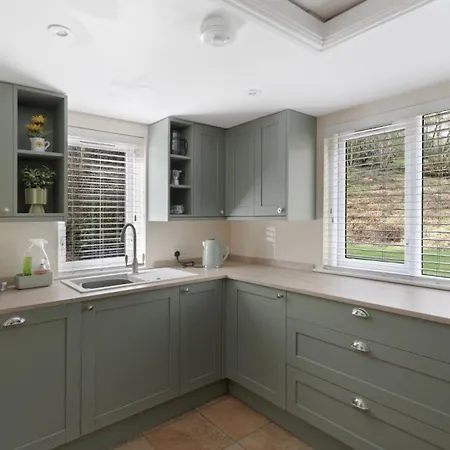 2 Bed In Skelwith Bridge Oc-Lr035 *